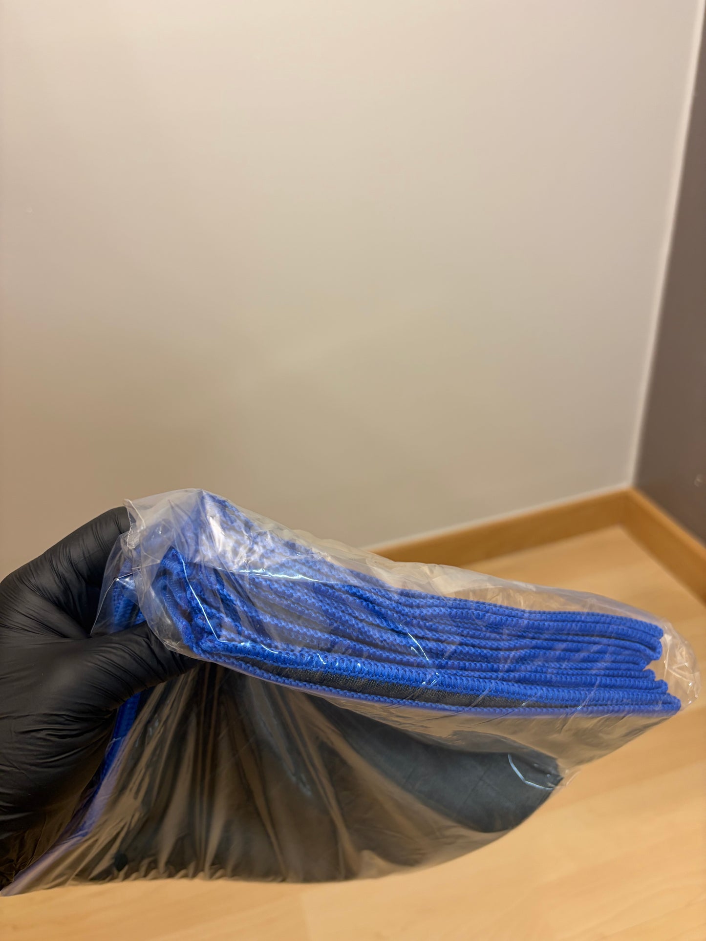 5 Microfibres carbone. Bleu. (40x50 cm)