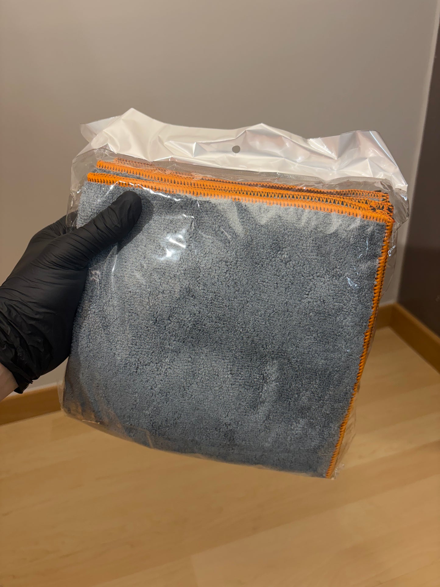 5 Microfibres "NANO". Microfibre de qualité pour usage quotidien. (40x40cm)