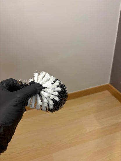 Lots de 4 brosses pour visseuse. (Poils doux -> Textiles)