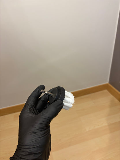 Lots de 4 brosses pour visseuse. (Poils doux -> Textiles)